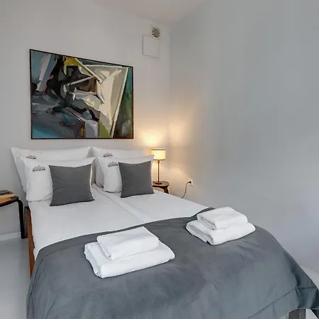 Апартаменты Szafarnia Marina, Center & Free Parking By Downtown Гданьск