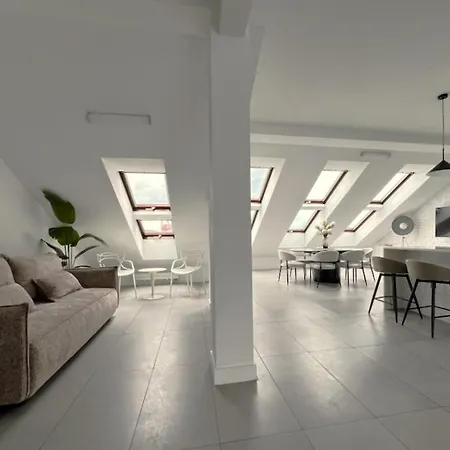 Apartment Szafarnia Marina, Center & Free Parking By Downtown Danzig